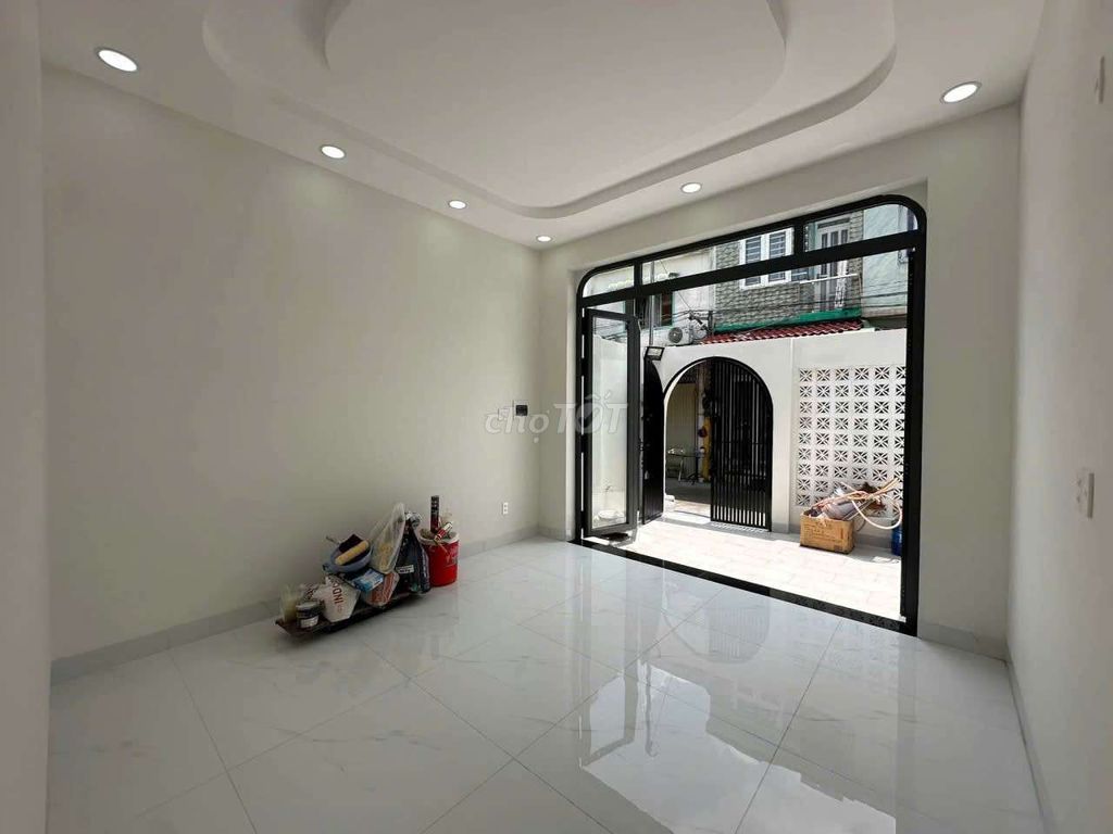 New House 4*22 1 .2 bedrooms 2 toilets