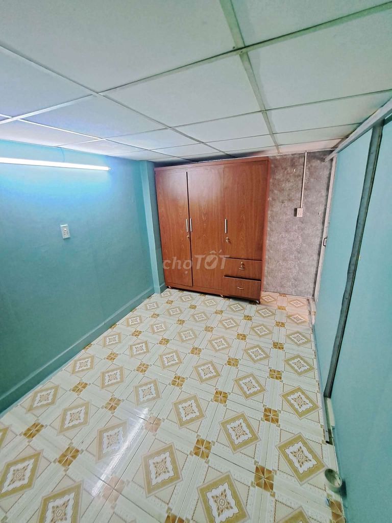 Family 4 x 8 1 wipes 2 bedrooms