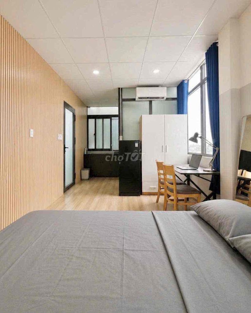 Italian room support wants Tân Bình area
