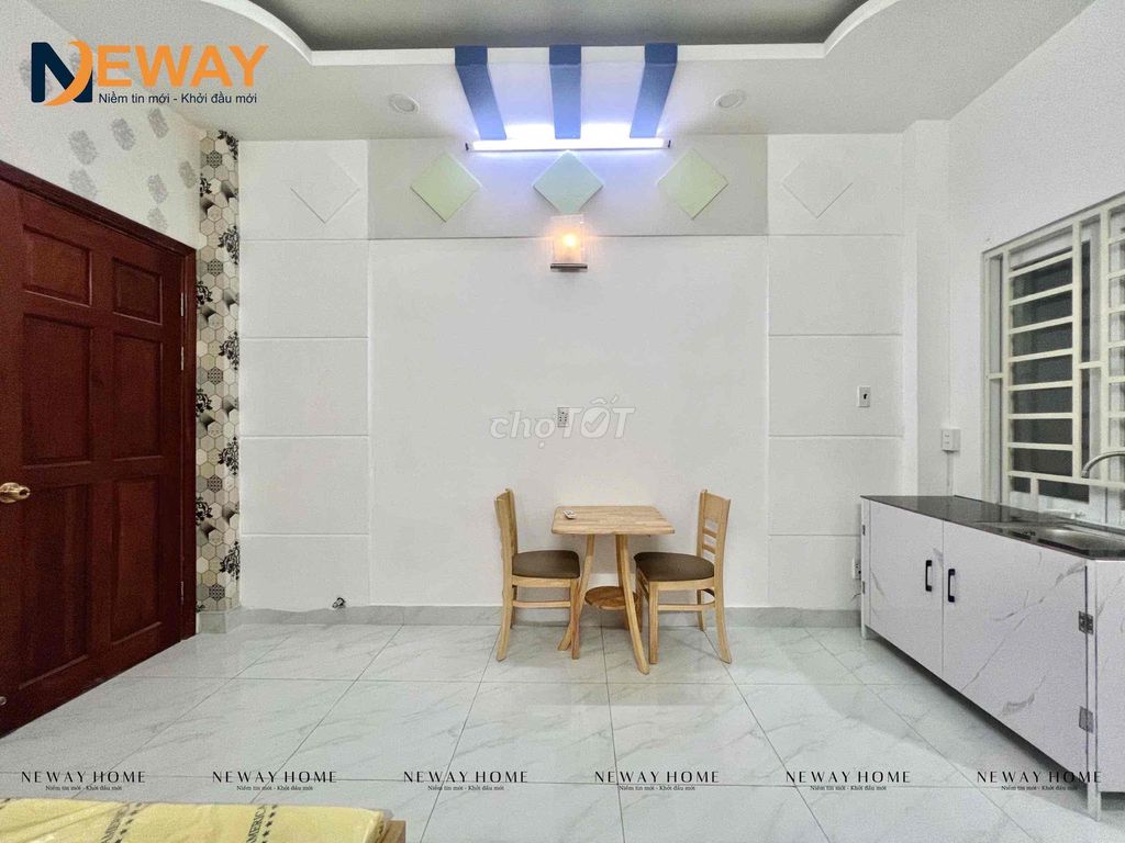 low-cost hotel room full furniture - near the heather market - flower cv village