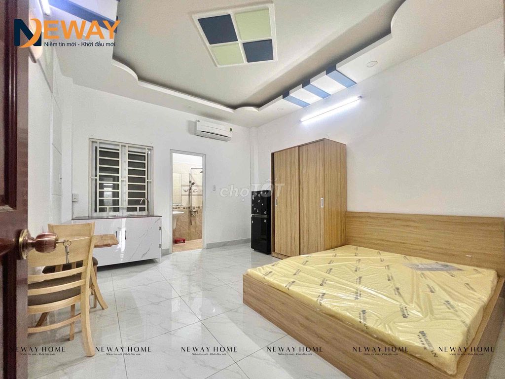low-cost hotel room full furniture - near the heather market - flower cv village