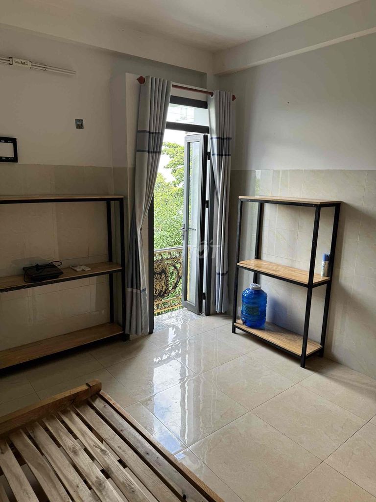 Rent room full interior with beds, wooden cabinets, air conditioning, kitchen