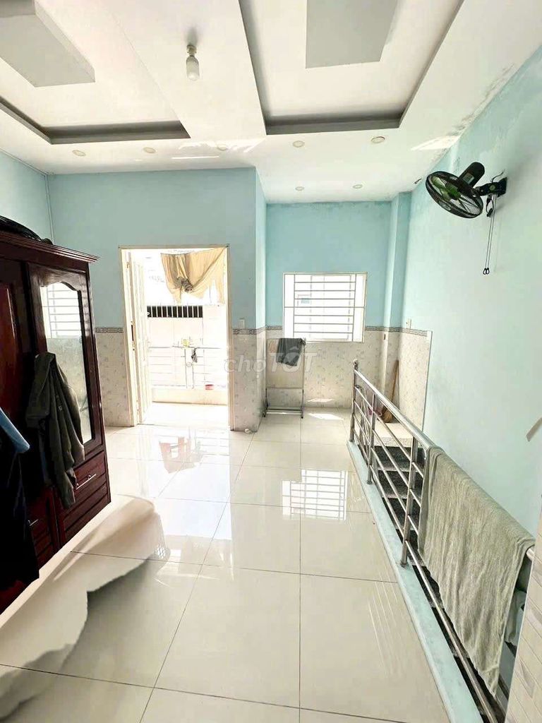 Rent an alley 593 Hậu Giang, 9 million, 2 bedrooms, 3 toilets, alleyways