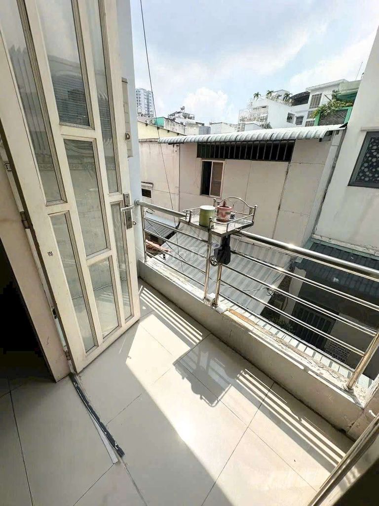 Rent an alley 593 Hậu Giang, 9 million, 2 bedrooms, 3 toilets, alleyways