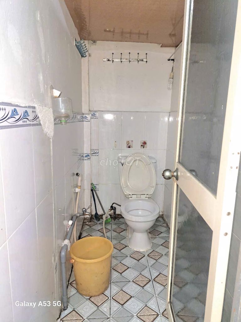 Rent a separate boarding room near the coffee Oasis Fields