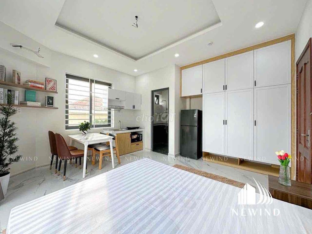 Rent an apartment full of furniture with a student price for two and three people.