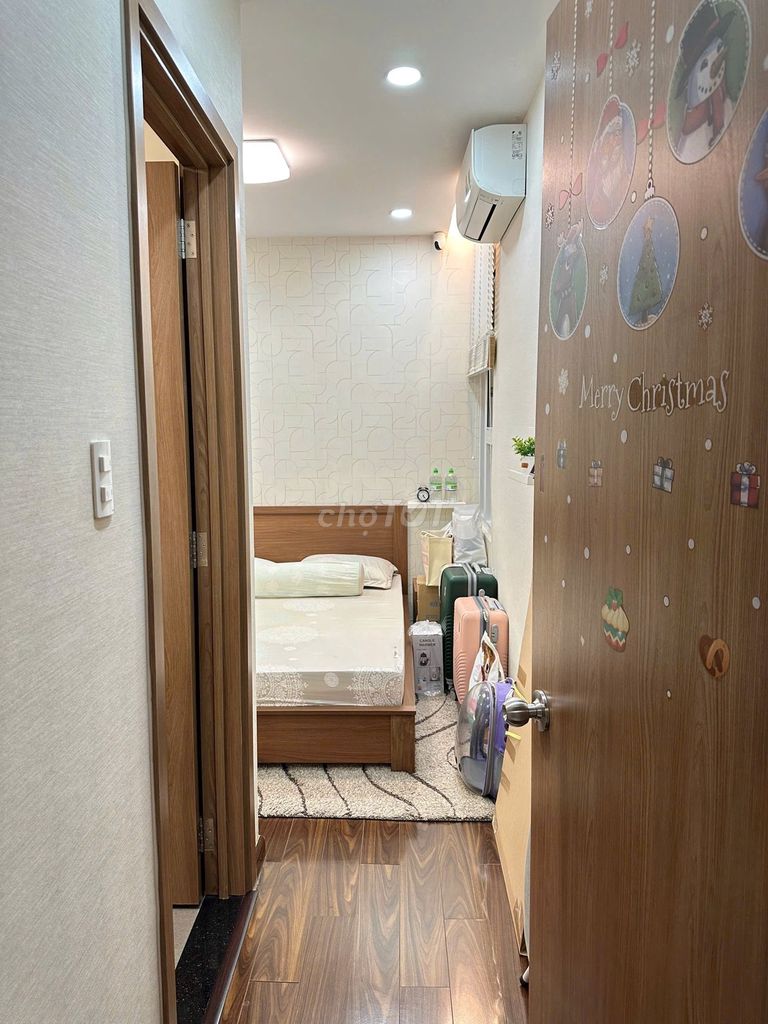 Rent two pwc 56 meters.