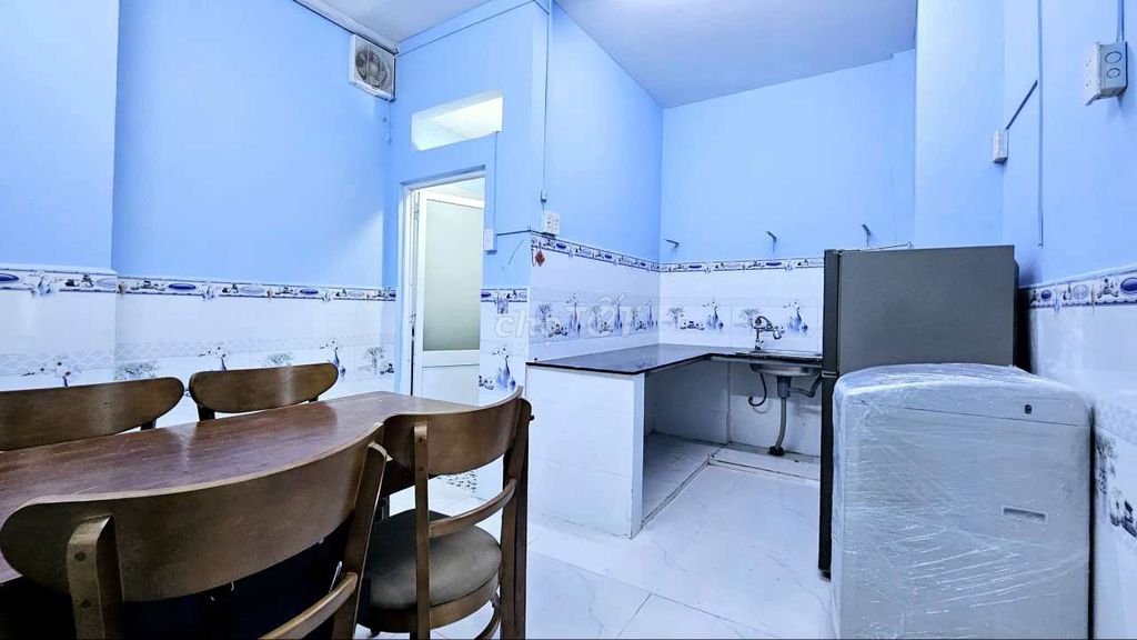 3th District Trần Quang Diệu - 3 air-cold machines + washing machines - 4 bedrooms - furniture only 10 million