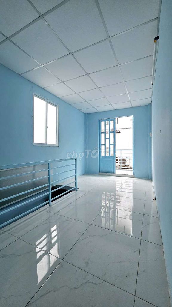 3th District Trần Quang Diệu - 3 air-cold machines + washing machines - 4 bedrooms - furniture only 10 million