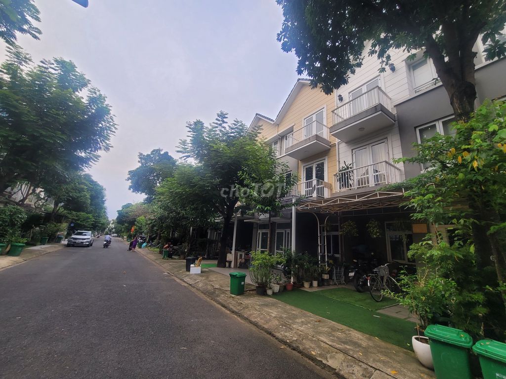 Rent the house, the Lotus villa from 15 million near Dan Chun-kyu