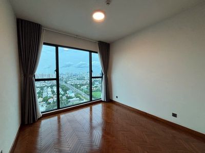 Two bedrooms for rent-- they're going to be empty -- only 21 million a month.
