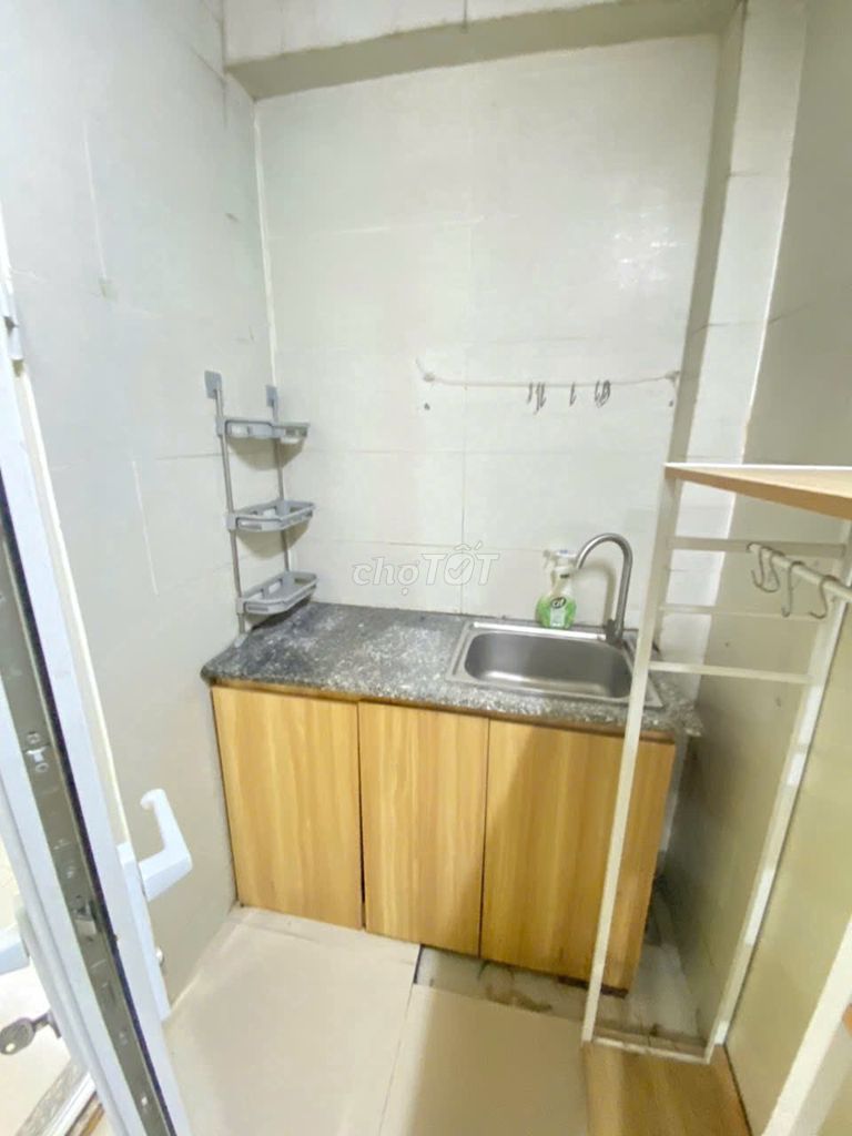 Need to rent out room Bình Thạnh