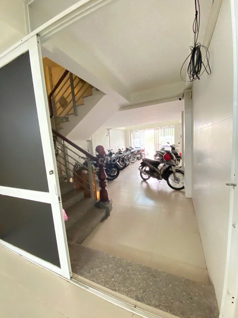 Need to rent out room Bình Thạnh