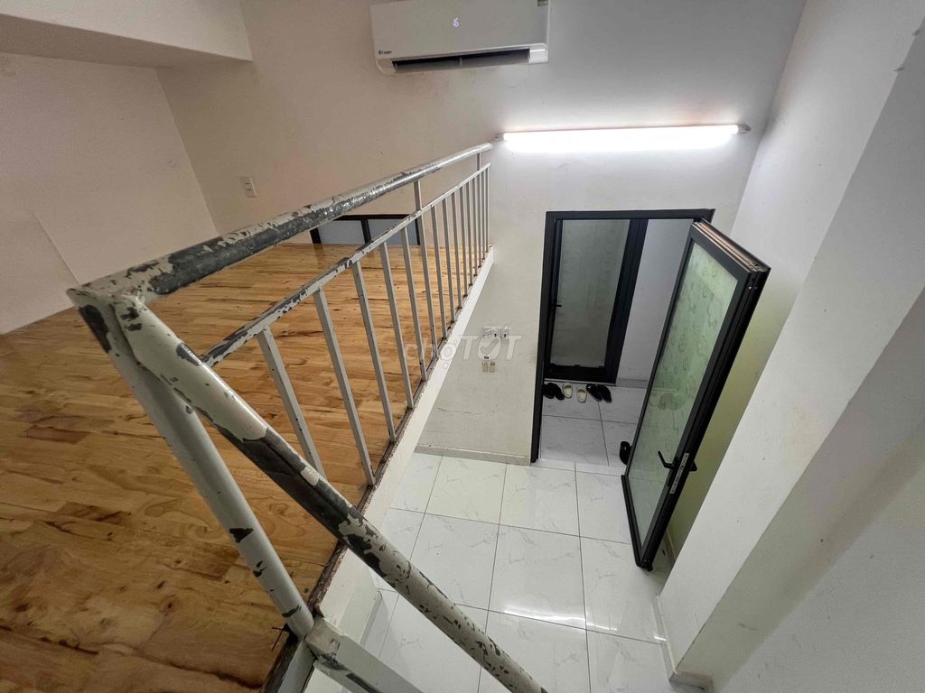 Rent the tower room/studio right at Tân Quy just 3 April