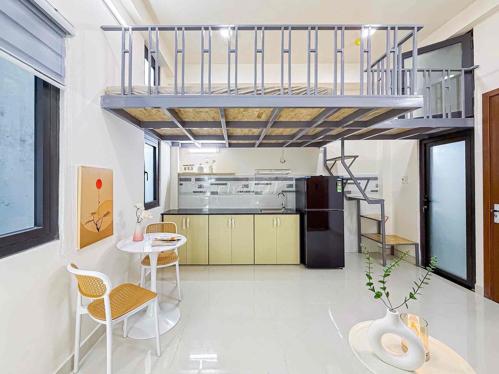 apartment is near Kadc male long, the new kcx in 7th district.