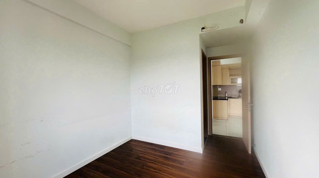 Rent Lovera Vista apartment.