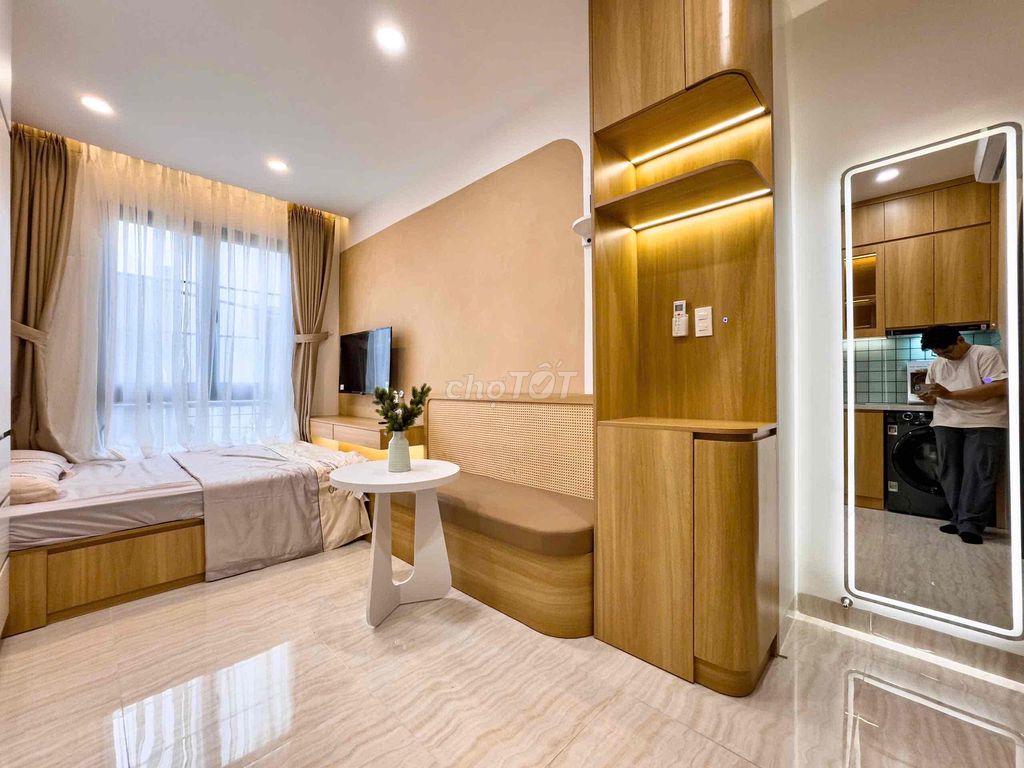 The vibe studio -- modern design -- Hoàng Sa, District 3.