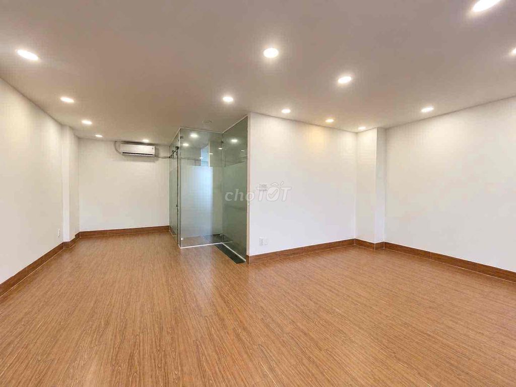 Rent an apartment. 80 meters to bed at Jamona Home Resort squared