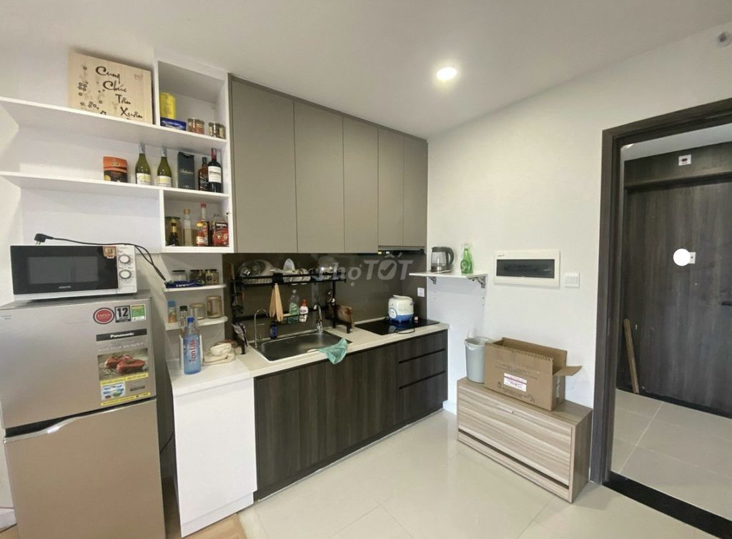 Rent studio 38 M2 full interior for only 18,000 dollars.