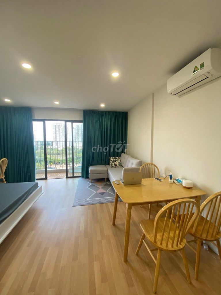 Rent studio 38 M2 full interior for only 18,000 dollars.