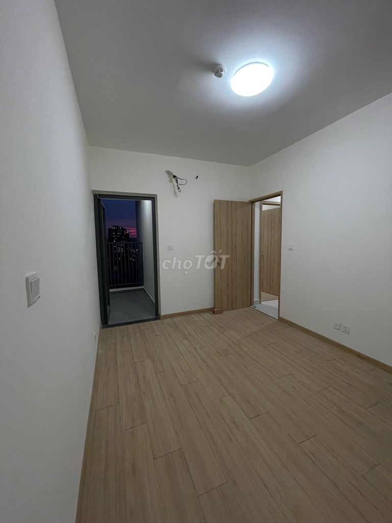 Rent Aurora Residence three bedrooms in the corner.