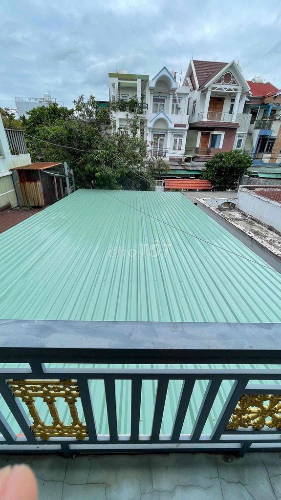 Rent the entire house.