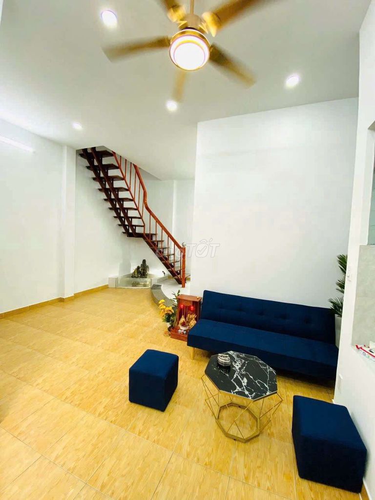 The nice two-story alleyway 339 near Juan Kokong, clean two bedroom 2 bathrooms