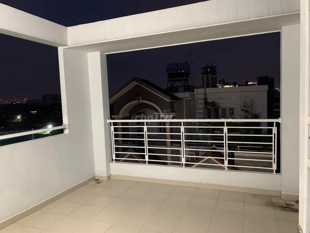 Rent Mã Lò 4th floor 3 bedroom 3 toilets, 4 x 12 meters, alleycar, 10.5 million.