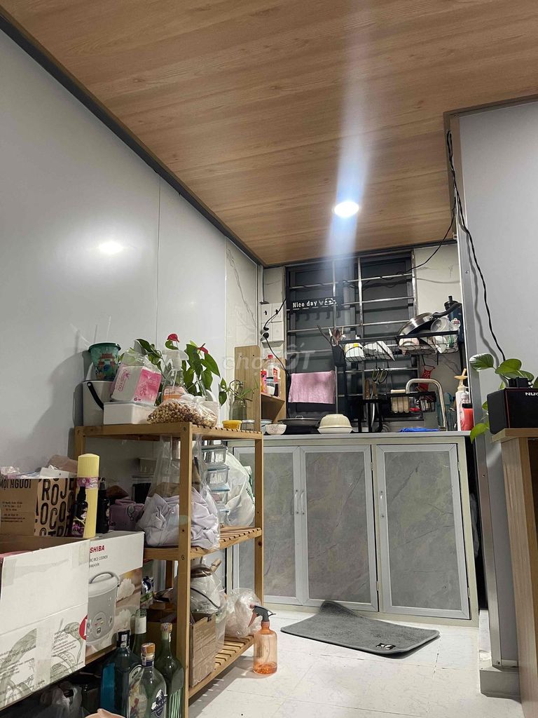 Rent room for 3 T8