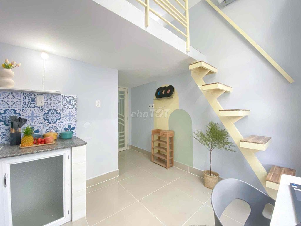 207 Nguyễn Văn Đậu,730 11, Bình Thạnh (very soft for students)