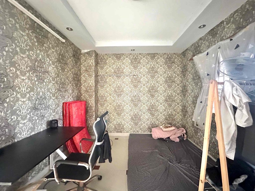 Rent room 1.8 million a month, comfortable, Tân Phú