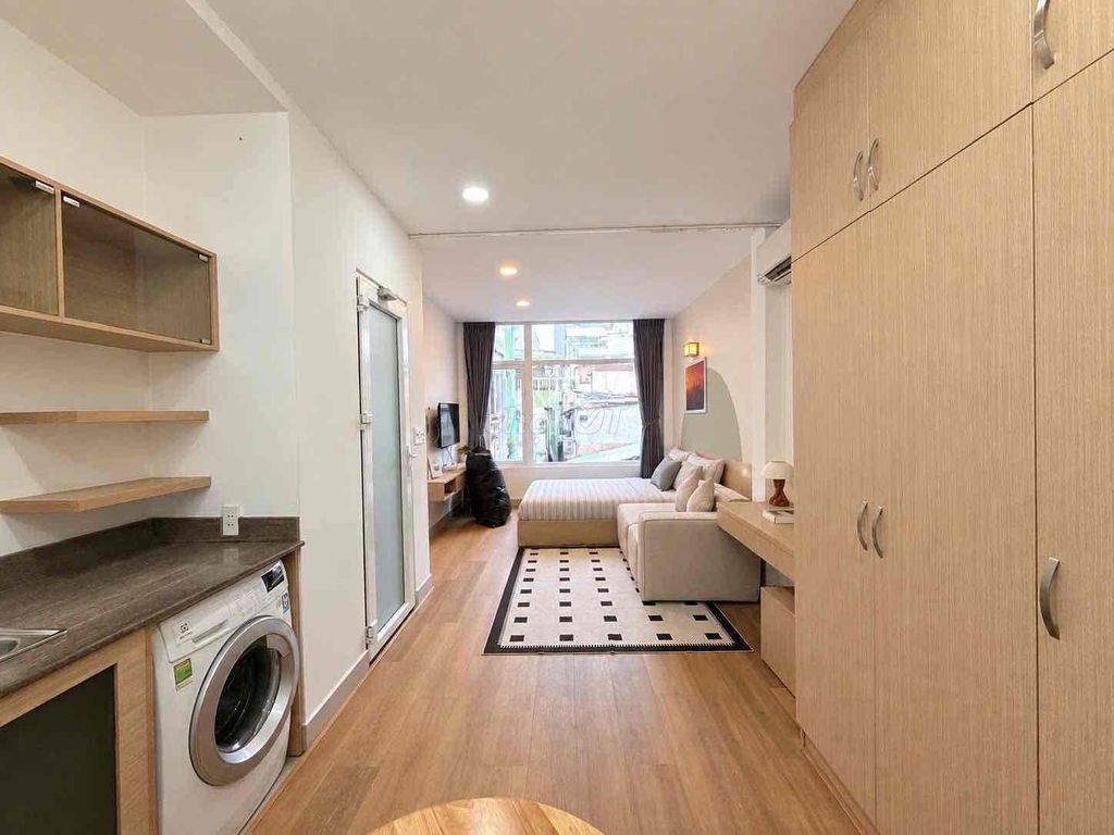 Rent a 30 m2 service apartment at the Vietel building.