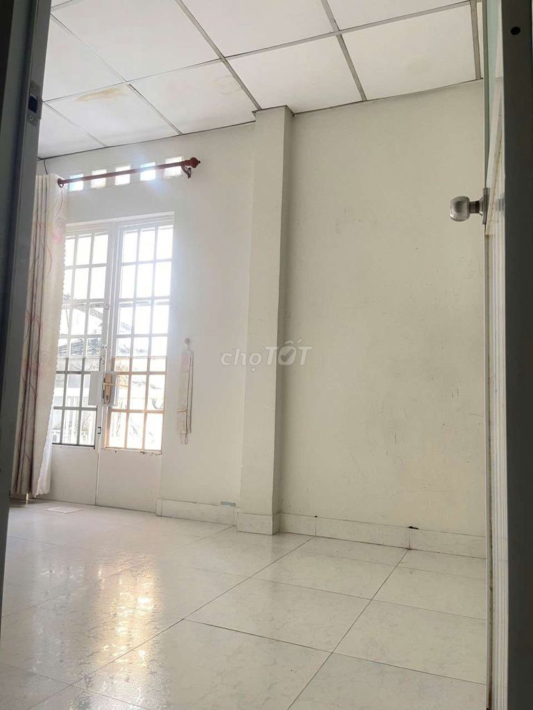 Rent the N.C. 327 Middle-T. 1st. 1st floor 2 bedroom 2 30 meters 2 is 8 million