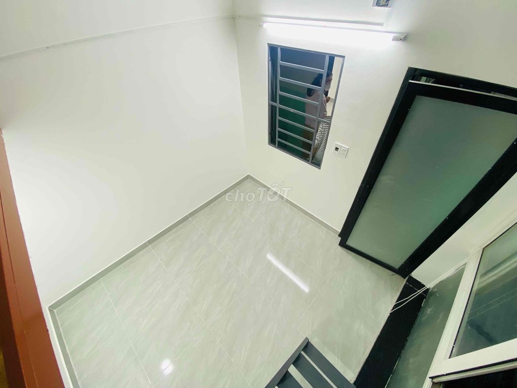 We'll rent a super cool room.