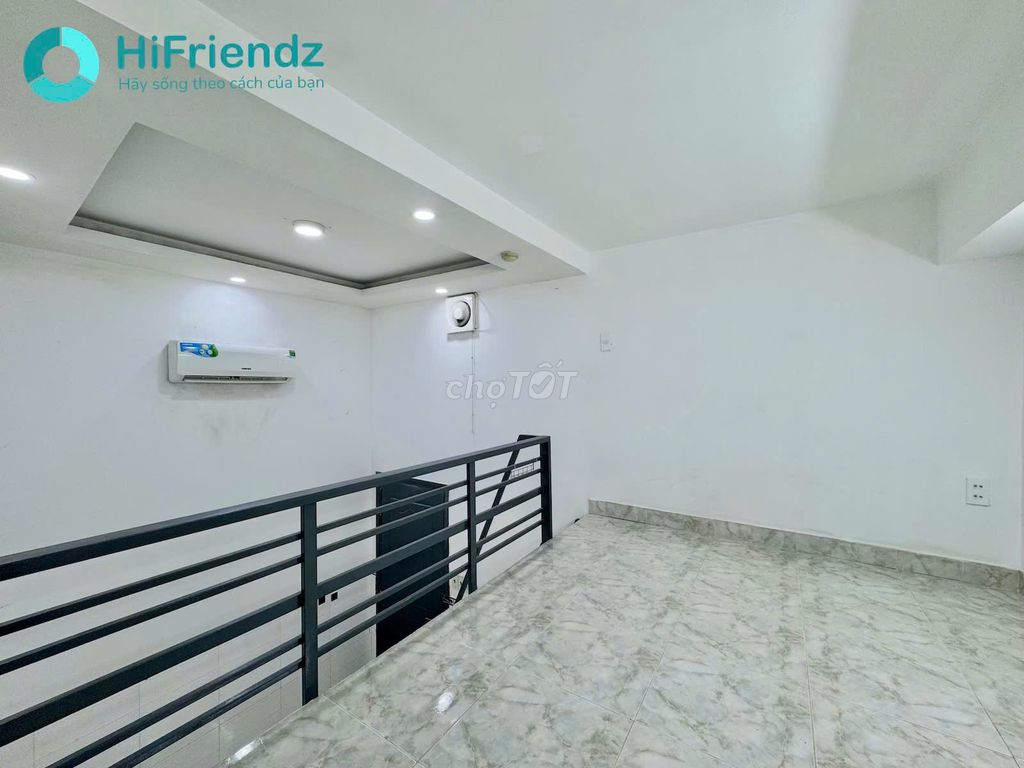 The mini apartment's 25 M2 wide with elevators.
