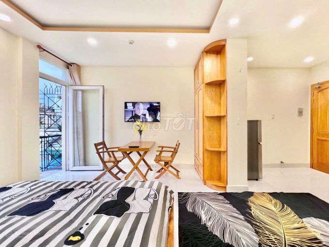 Renting apartment service 35 m 2 full district 3