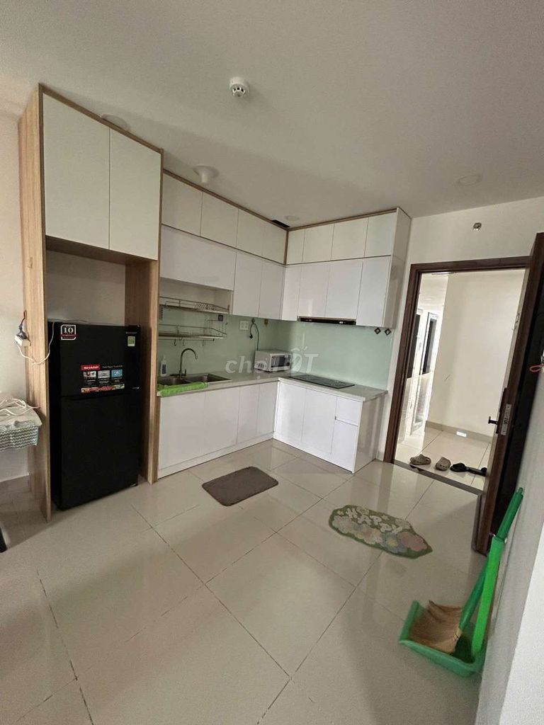 Two bedrooms, two bathrooms in security, safe and sound.
