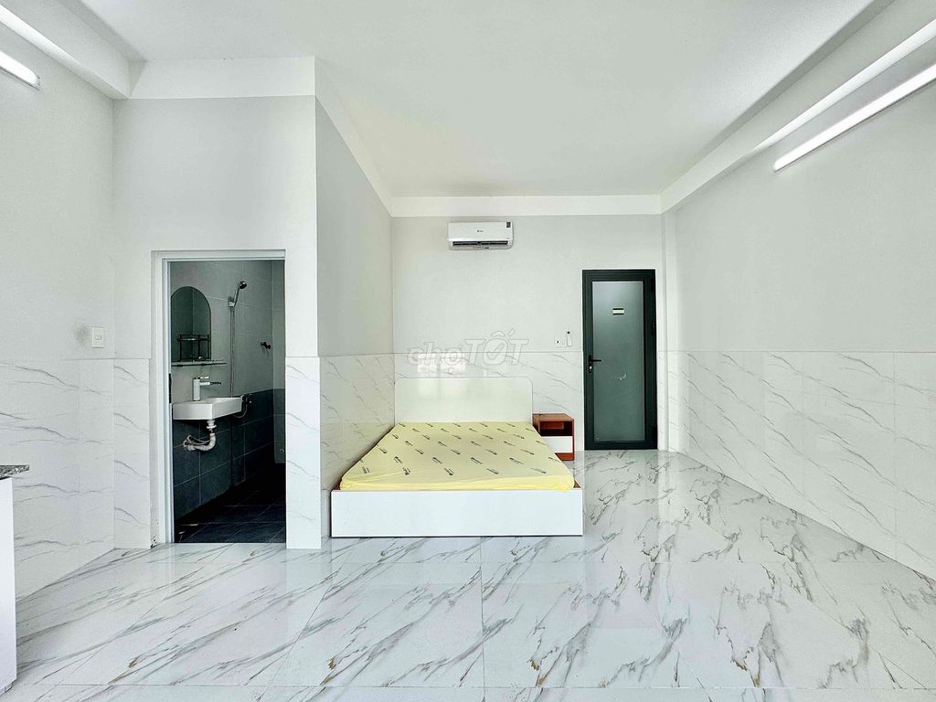 Rent the balcony at Lê Đức Thọ Gò Vấp elevator.