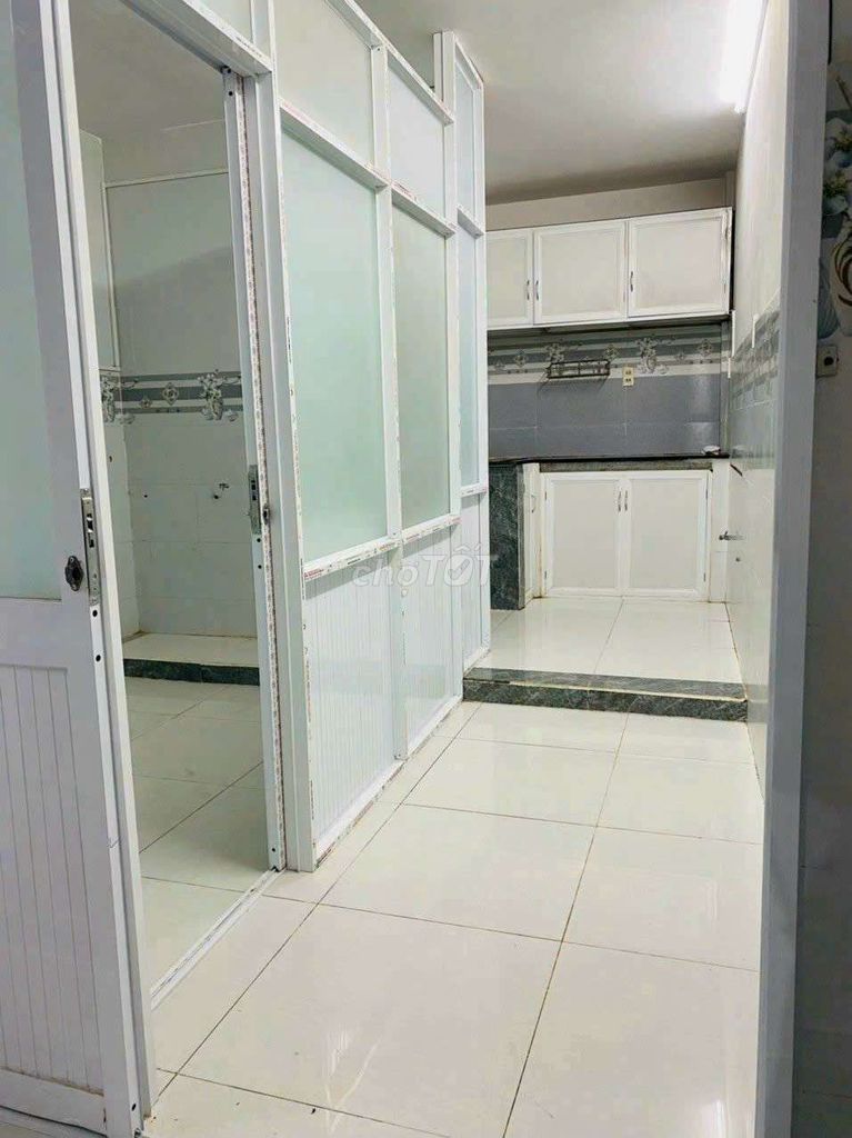 Rent a house near the etown airport with air conditioning 2 bedroom 2 toilets