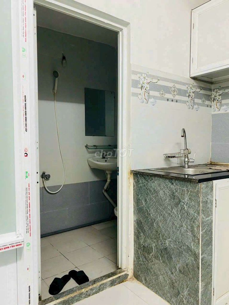 Rent a house near the etown airport with air conditioning 2 bedroom 2 toilets