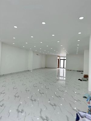 Rent a nice new building. One Tỉnh lộ 10.