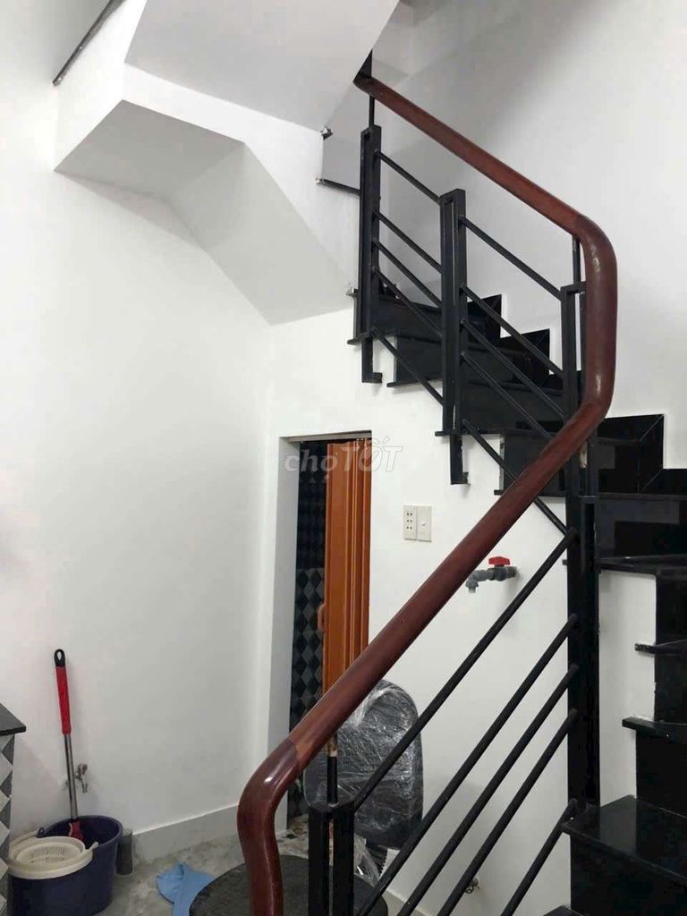Rent Bình Tiên, 12 million, 2 bedrooms, 2 air conditioning.