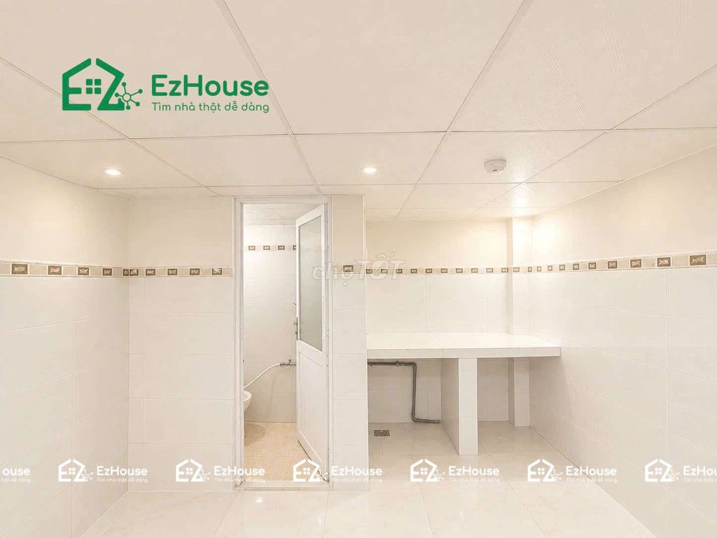 Opening the new boarding room, post-long