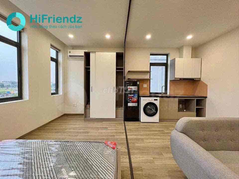 The studio can separate the kitchen into a bedroom - a full interior - open window