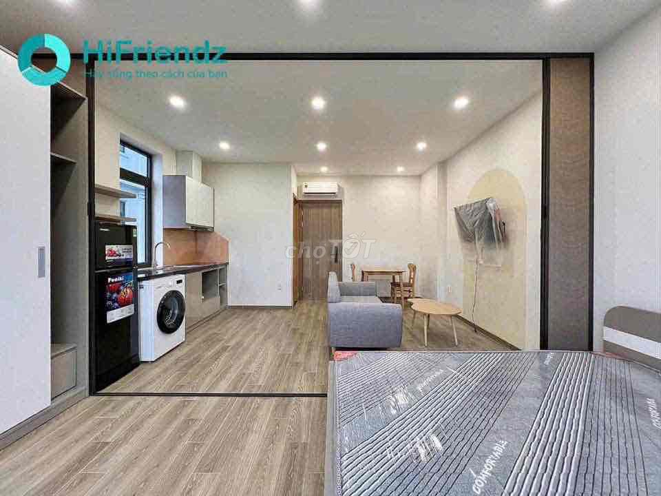 The studio can separate the kitchen into a bedroom - a full interior - open window