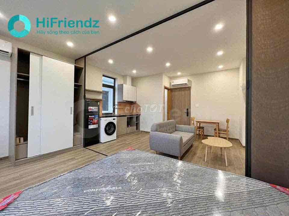 The studio can separate the kitchen into a bedroom - a full interior - open window