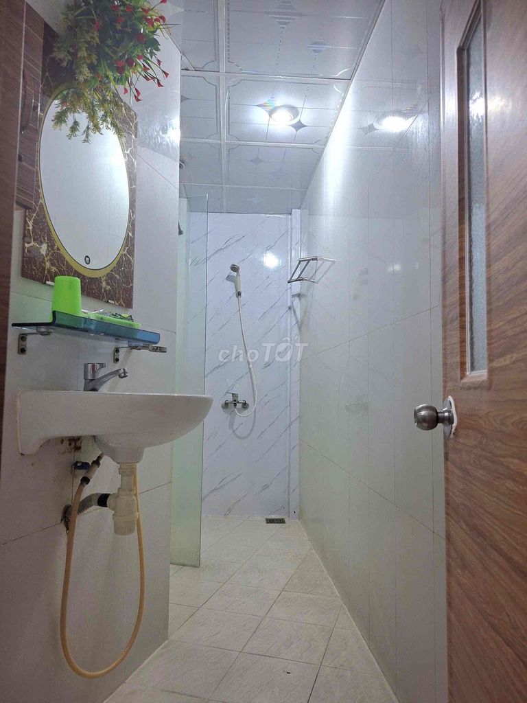3rd District - The Rent Room - Full Comfort