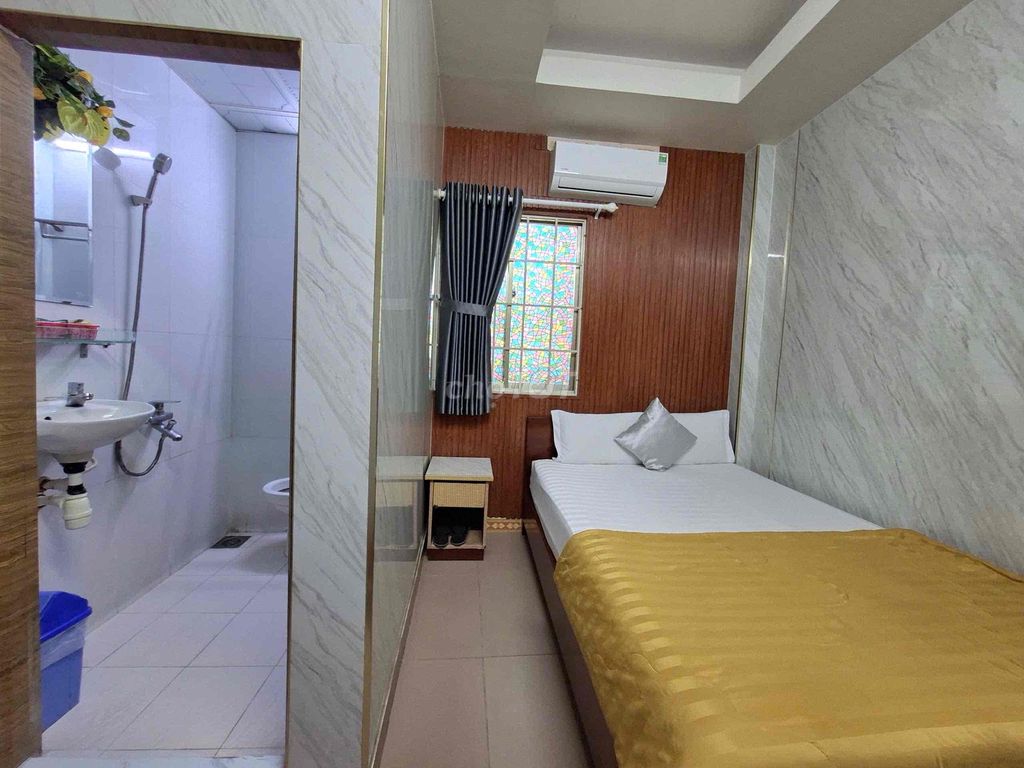 3rd District - The Rent Room - Full Comfort