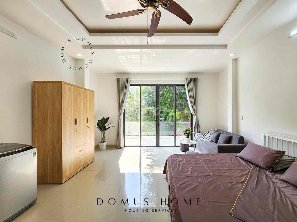 The super open balcony studio, near the beauty, the vivo...