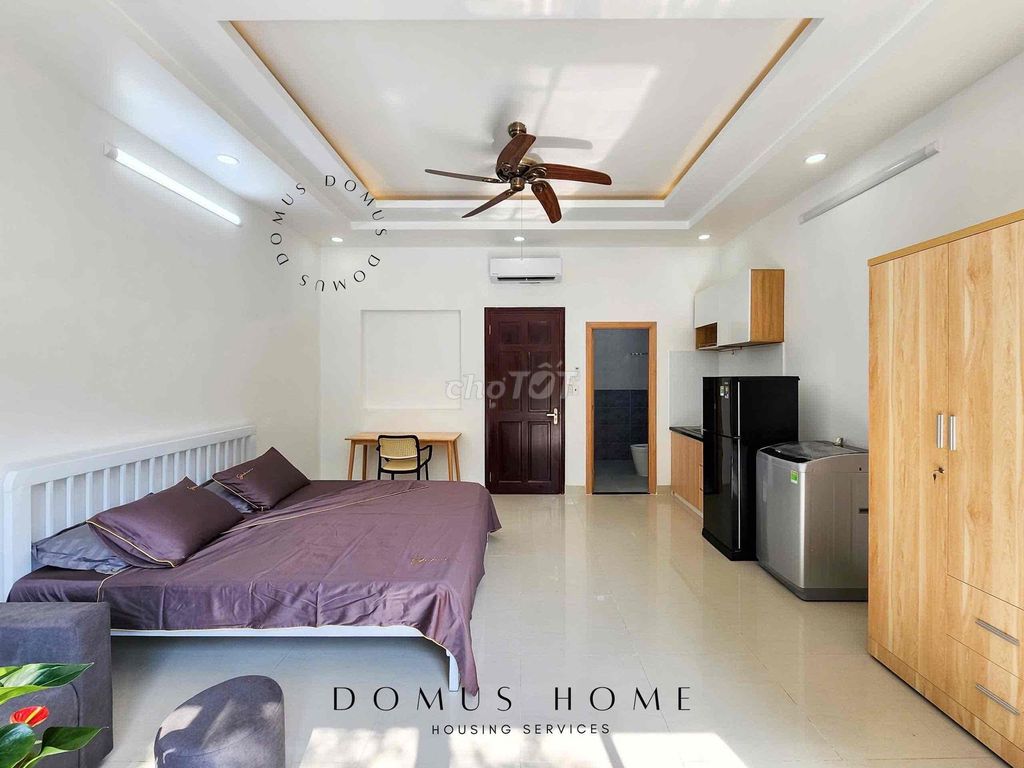The super open balcony studio, near the beauty, the vivo...